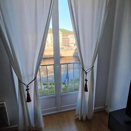 Apartmán Center Charming Two Bedroom *