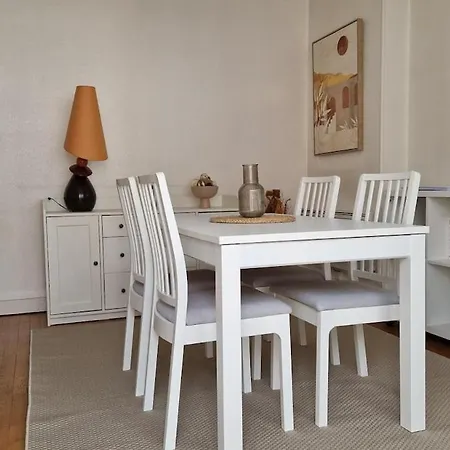 Center Charming Two Bedroom