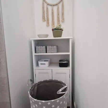 Center Charming Two Bedroom Apartmán Épinal